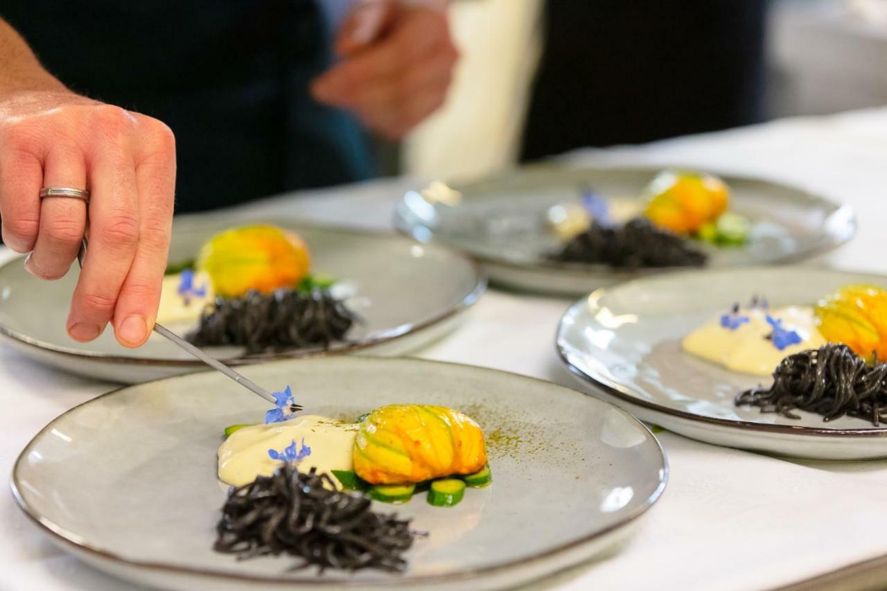 Hotel Carcarille Restaurant Le C جورد المظهر الخارجي الصورة